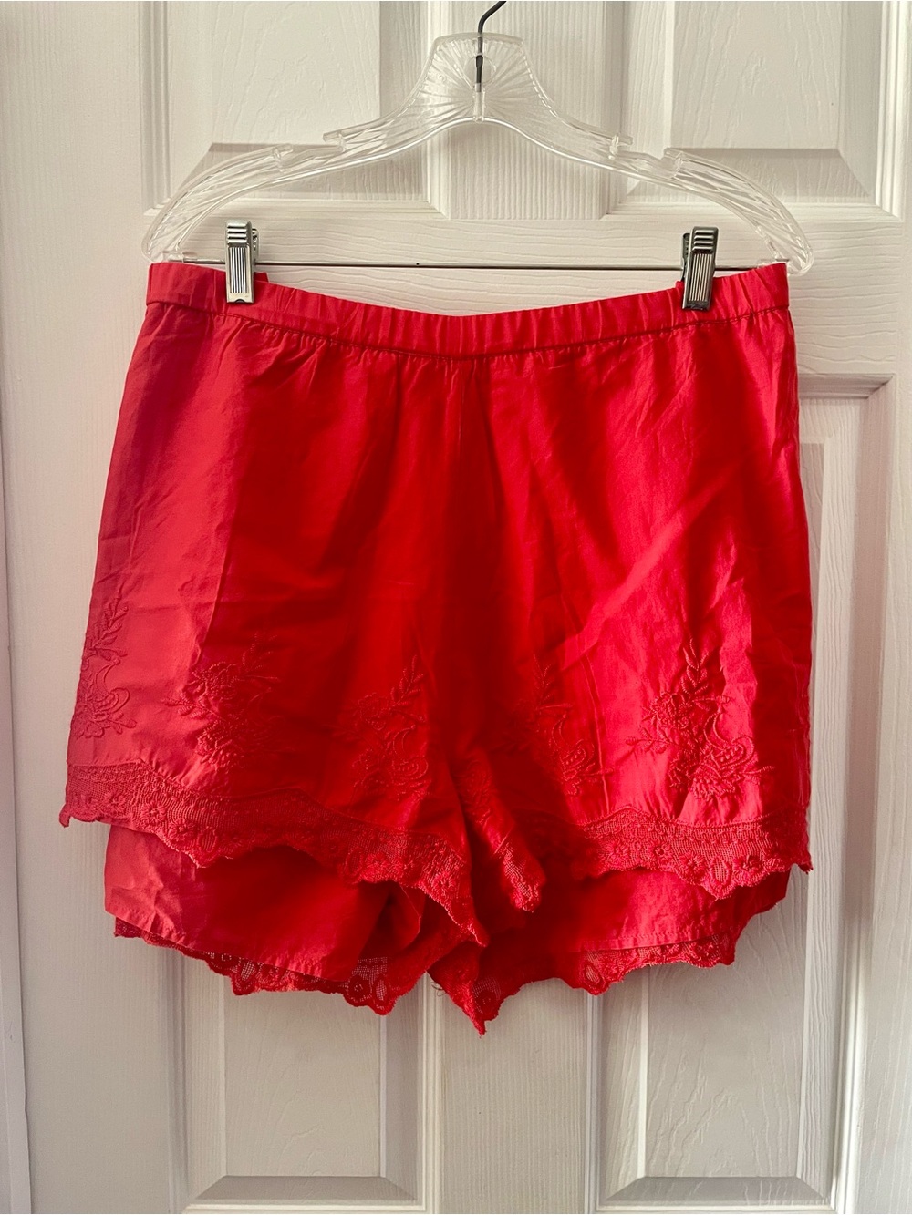 Old Navy Cotton Red Lace-Trim Shorts - Women